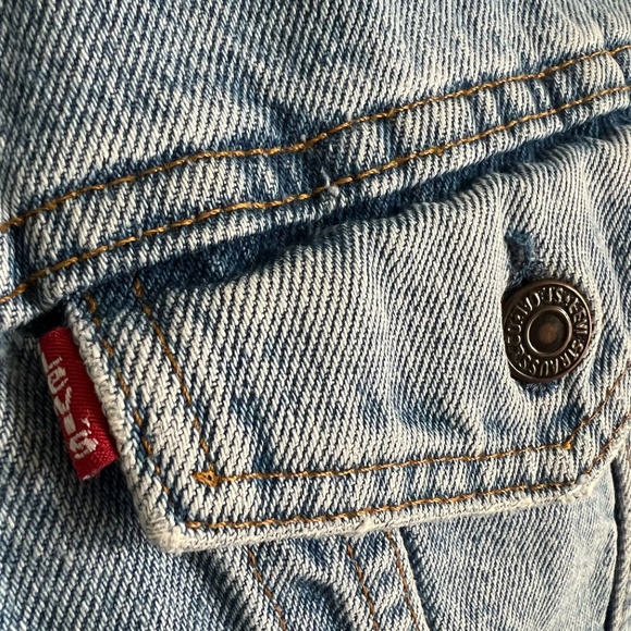 Levi's Blue Jean Jacket - Picture 6 of 9